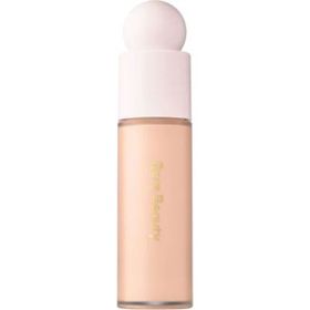 Rare Beauty Liquid Touch Weightless 150C Fondöten