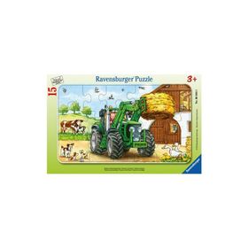 Ravensburger Tractor On Farm 15 Parçalı Puzzle