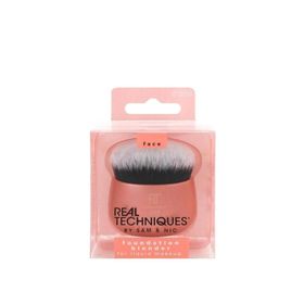 Real Techniques Foundation Blender Makyaj Fırçası