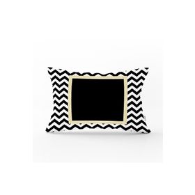 Realhomes 35x55 cm Beyaz Zemin Üzerinde Gold Detaylı Siyah Zigzag Desenli Dikdörtgen Yastık Kırlent Kılıfı