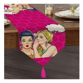 Realhomes Fashion Girl Dijital Baskılı Modern Özel Tasarım Püsküllü Şönil Üçgen Runner