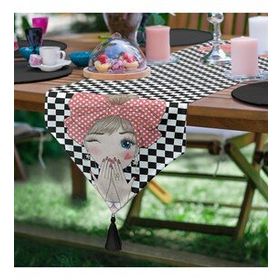 RealHomes Fashion Girl Dijital Baskılı Özel Tasarım Püsküllü Şönil Üçgen Runner