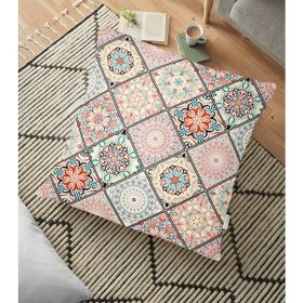 RealHomes Geometrik Şekilli Hint Desenli Baskılı Dijital Baskılı 70x70 cm Yer Minderi