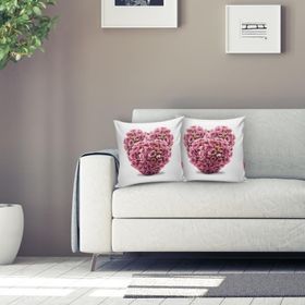 RealHomes K182 Güllü Kalp Dijital Baskılı Dekoratif Kırlent Kılıfı
