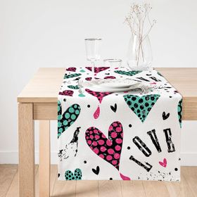 Realhomes Kalpli Love Desenli Dekoratif Süet Runner