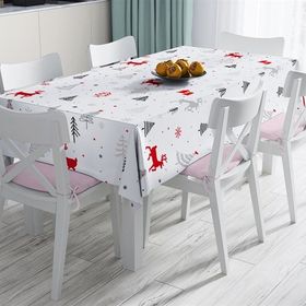 RealHomes Kırmızı Geyikler Ve Ağaçlar Yılbaşı Konseptli Dijital Baskılı Leke Tutmaz 120x140 cm Masa Örtüsü