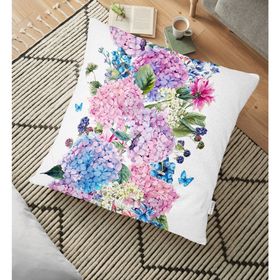 RealHomes Lila Renk Salkım Zambak Desenli Dijital Baskılı 70x70 cm Yer Minderi