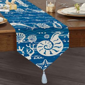 Realhomes Mavi Zeminli Deniz Feneri Desenli Dijital Baskılı Özel Tasarım Püsküllü Şönil Üçgen Runner