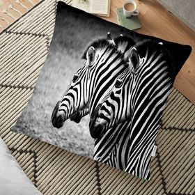 RealHomes Modern Zebra Desen Dijital Baskılı 70x70 cm Yer Minderi