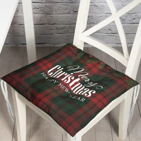 RealHomes P3036 Ekose Zeminde Merry Christmas Baskılı Dekoratif Pofidik Sandalye Minderi