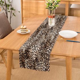 Realhomes Runner-3791 Leopar Motifli Dijital Baskılı Püsküllü Şönil Üçgen Runner Üçgen