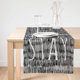 Realhomes Siyah Beyaz Zeminli Onedraw Çizimli Stay Yazılı Dijital Baskılı Özel Tasarım Süet Runner