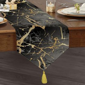 Realhomes Siyah Zeminde Gold Renkli Çizim Desenli Dijital Baskılı Özel Tasarım Püsküllü Şönil Üçgen Runner