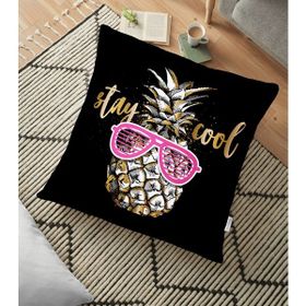 RealHomes YER-3228 Siyah Zeminde Cool Ananas Desenli Modern 70x70 cm Yer Minderi