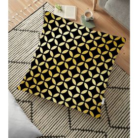 RealHomes YER-3256 Siyah Zeminde Gold Geometrik Desenli Dekoratif 70x70 cm Yer Minderi
