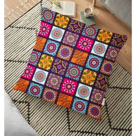 RealHomes YER-3316 Kareli Etnik Desenli Özel Tasarım 70x70 cm Yer Minderi