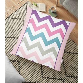 RealHomes YER-3384 Zigzag Motifli Pembe Zeminli Modern 70x70 cm Yer Minderi