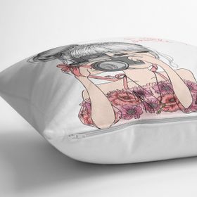 Realhomes YER-584 Fashion Girl Dijital Baskılı Modern 70x70 cm Yer Minderi
