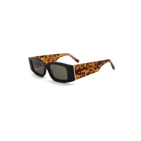 REDBERRY Marka RB 5510 C2 Unisex,DİKDÖRTGEN,KEMİK,SİYAH Çerçeve ORGANİK,YEŞİL Cam 49 Ekartman Güneş Gözlüğü