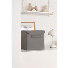 Rek Home Gri Kapaklı 28x28x28 cm Dolap İçi Çamaşır Oyuncak Düzenleyici Katlanır Saklama Kutusu