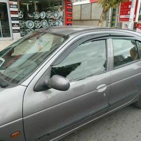 Renault Megane 1996-2002 1 Mugen Cam Rüzgarlığı