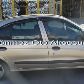 Renault Megane 1996-2004 1 Mugen Sedan Cam Rüzgarlığı