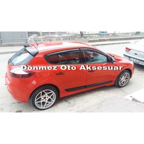 Renault Megane 2010 3 Mugen Cam Rüzgarlığı
