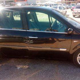 Renault Scenic 2 2003-2009 4 Parça Paslanmaz Çelik Cam Çıtası