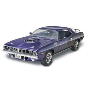 Revell 12943 Model Kit 71 Plymouth Maket