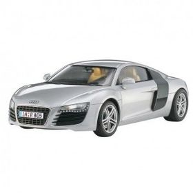 Revell Audi R8 Model Set Araba