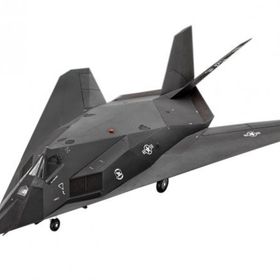 Revell F-117 Stealth Fighter (4037) 1:144 Maket