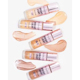 Revolution Bright Light Face Glow 4 in 1 Medium Light Işıltılı Fondöten