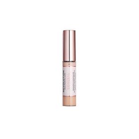 Revolution Conceal and Hydrate F7 Fondöten