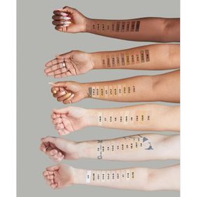 Revolution Infinite C10 Concealer