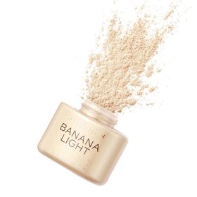 Revolution Loose Baking Banana Light Toz Pudra