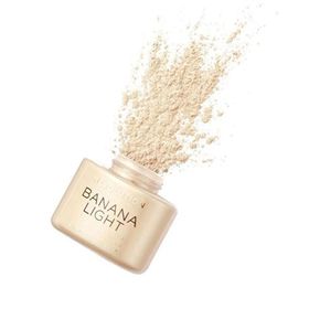 Revolution Loose Baking Powder Banana Light Pudra