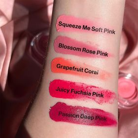Revolution Mousse Blossom Rose Pink Allık