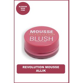 Revolution Mousse Blossom Rose Pink Allık