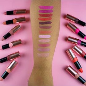 Revolution Powder Matte Lust Ruj