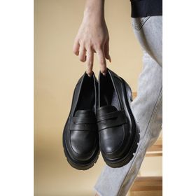 Riccon 0012920 Siyah Cilt Kadın Loafer Ayakkabı