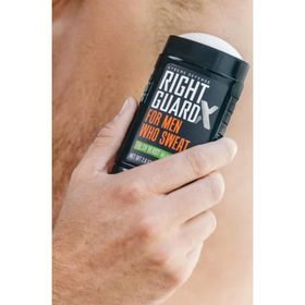 Right Guard Xtreme Defense Fresh Blast 73.7 GR Deodorant