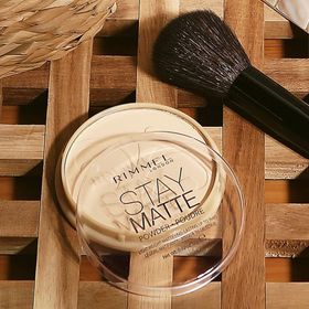Rimmel London Stay Matte Peach Glow Pudra