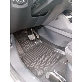 Rizline Ford Courier 2024+ 3D Siyah Havuzlu Paspas