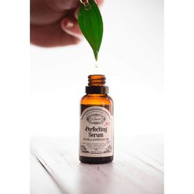 Rosece 30 ml Yağlı ve Sivilceye Meyilli Ciltler İçin Kusursuzlaştırıcı Serum