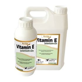 Royal Avian Vitamin E Selenium Zn 1 lt Kanatlı Hayvanlar E ve Selenyum İçerikli Sıvı Yem Katkısı