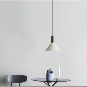 Rsylight 30 cm Retro Metal Dekoratif Beyaz İçi Beyaz Siyah Duylu Tekli Beyaz Sarkıt Avize