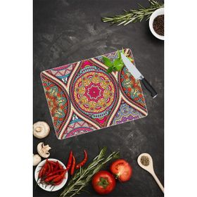 Saban Koyu Yuvarlak Mandala Desenli 30x40 cm Cam Kesme Tahtası