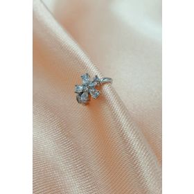 Sacce Scarves&Accessories Çiçek Detaylı Sıkıştırmalı Kıkırdak Küpe