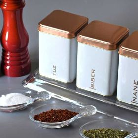 Sarkap 500 ml 3'lü Köşeli Beyaz Metal Kutu Baharat Seti
