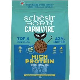 Schesir Born Carnivore Somonlu ve Ringa Balıklı 255 GR Yetişkin Kedi Maması
